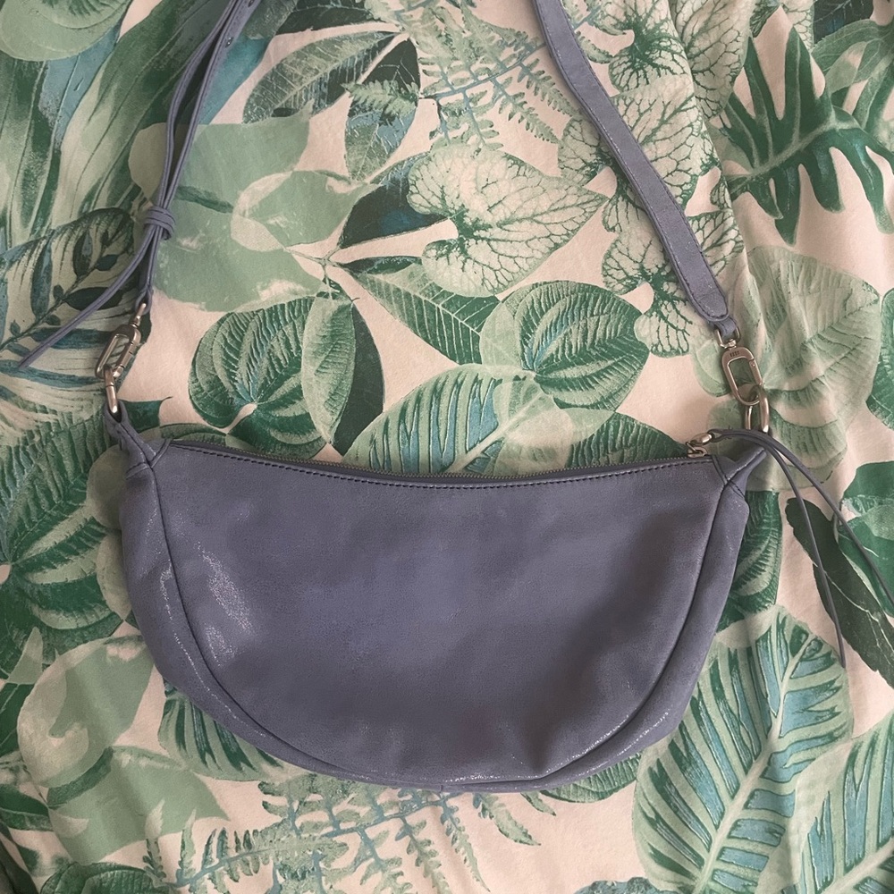 NWOT hobo knox sling azure blue